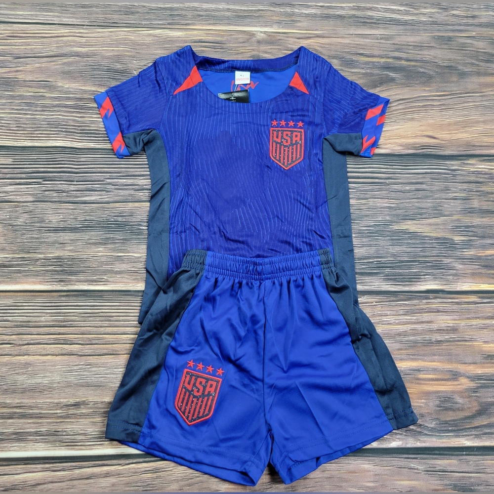 USA kid's soccer jersey and shorts
